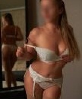 Утонченная красавица с аппетитными формами готова окунуть тебя в океан страсти и похоти. Позволь себе побаловать себя развратными фантазиями и незабываемыми впечатлениями. Обещаю, ты не пожалеешь! 14527, 29 лет